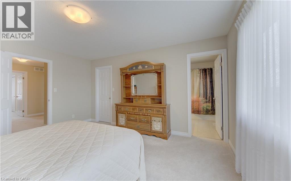 












430 AVENS Street

,
Waterloo,




Ontario
N2V0B5

