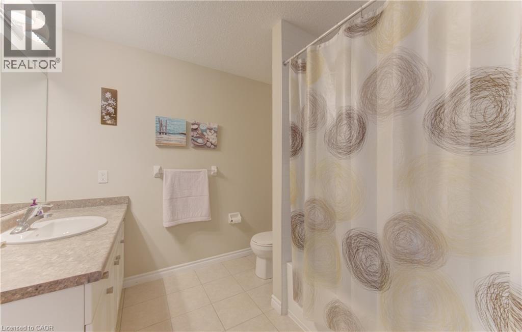 












430 AVENS Street

,
Waterloo,




Ontario
N2V0B5

