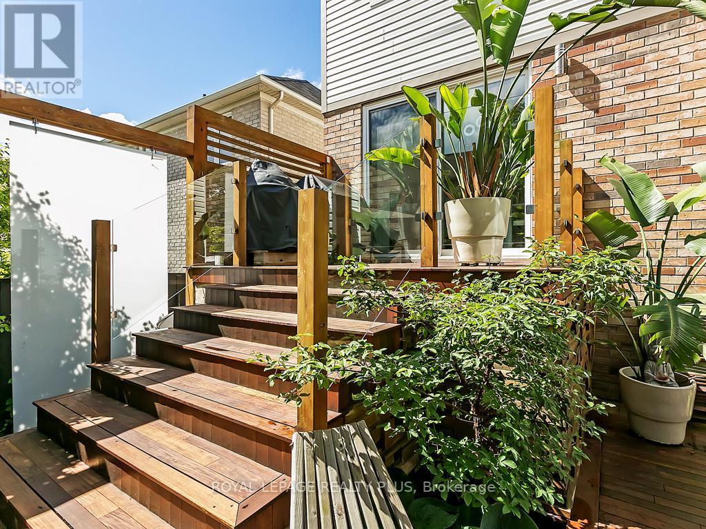 












329 TONELLI LANE

,
Milton,




Ontario
L9T0N8

