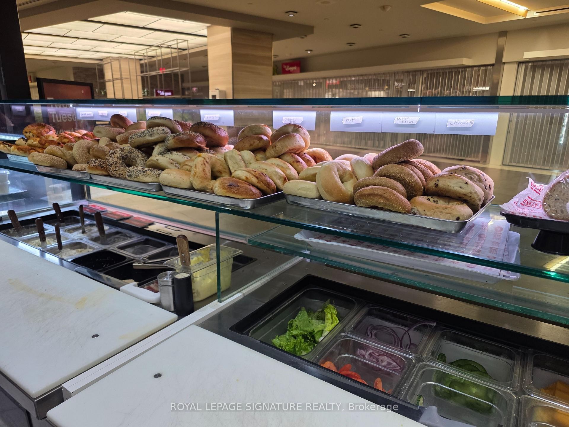 









100


King

Street West,
Toronto,




ON
M5X 1A9

