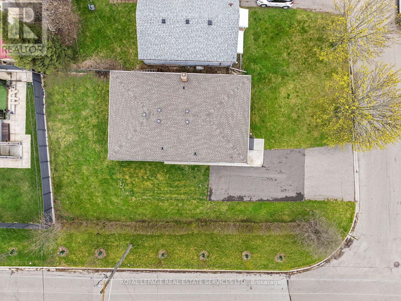 












873 SIXTH STREET

,
Mississauga,




Ontario
L5E1N5

