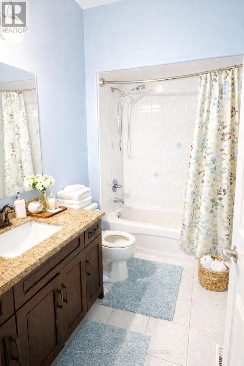 












1 MASTERS LANE

,
Wasaga Beach,




Ontario
L9Z1S9

