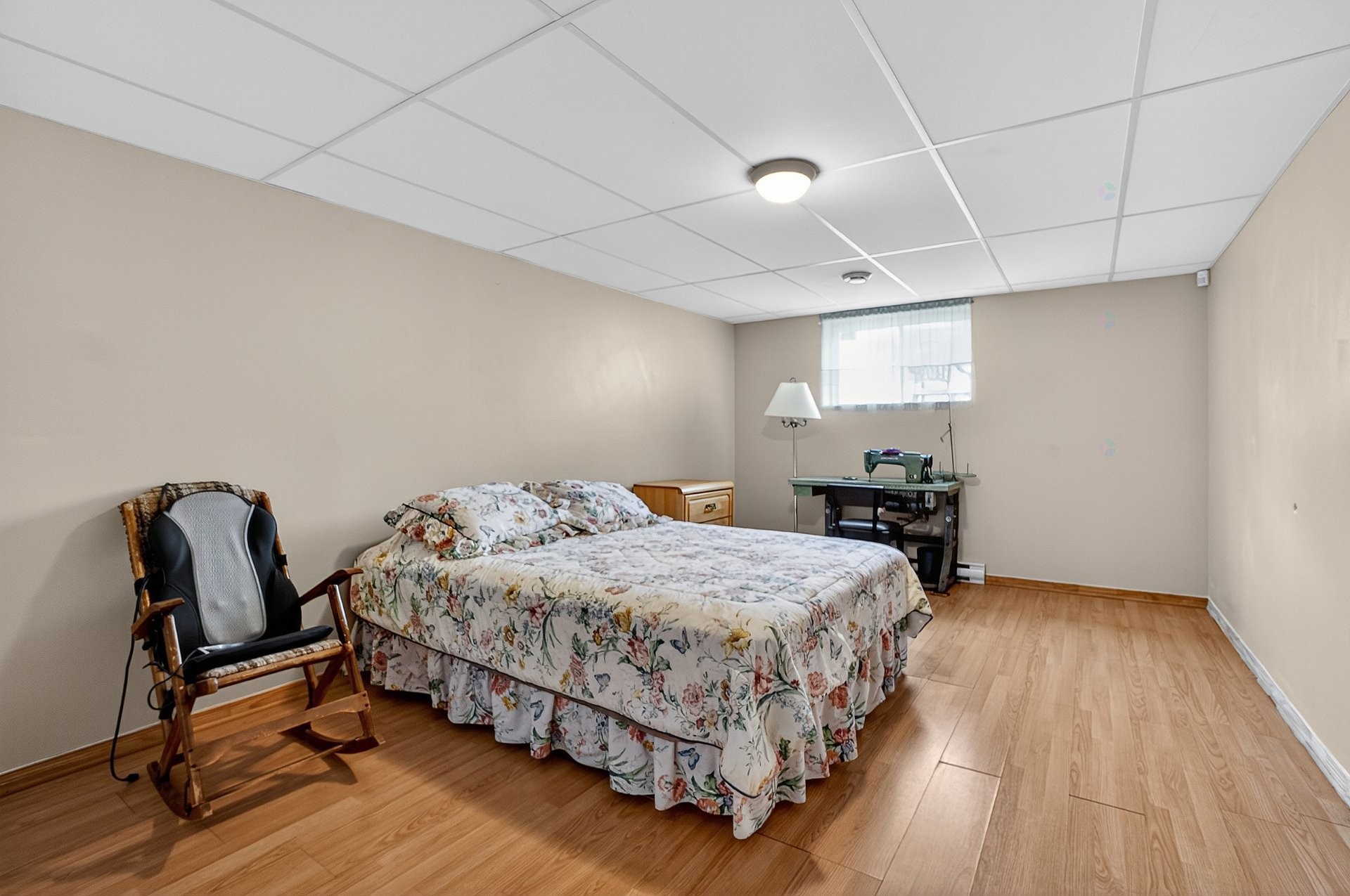 









549


Rue Bisaillon

,
Laval (Sainte-Dorothée),




QC
H7Z3X4

