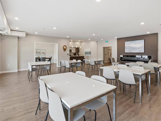 









70


Philip Lee

DR, 301,
Winnipeg,




MB
R3W 0N6

