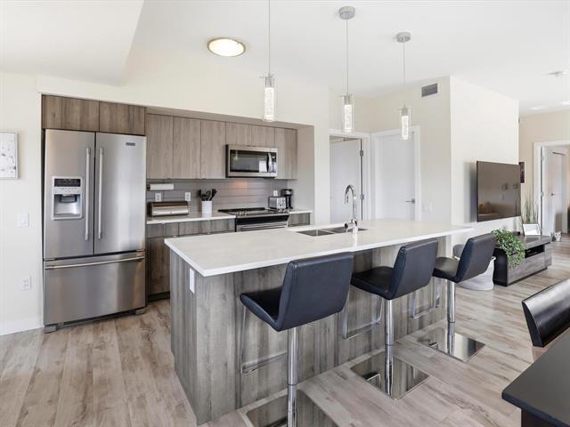 









70


Philip Lee

DR, 301,
Winnipeg,




MB
R3W 0N6

