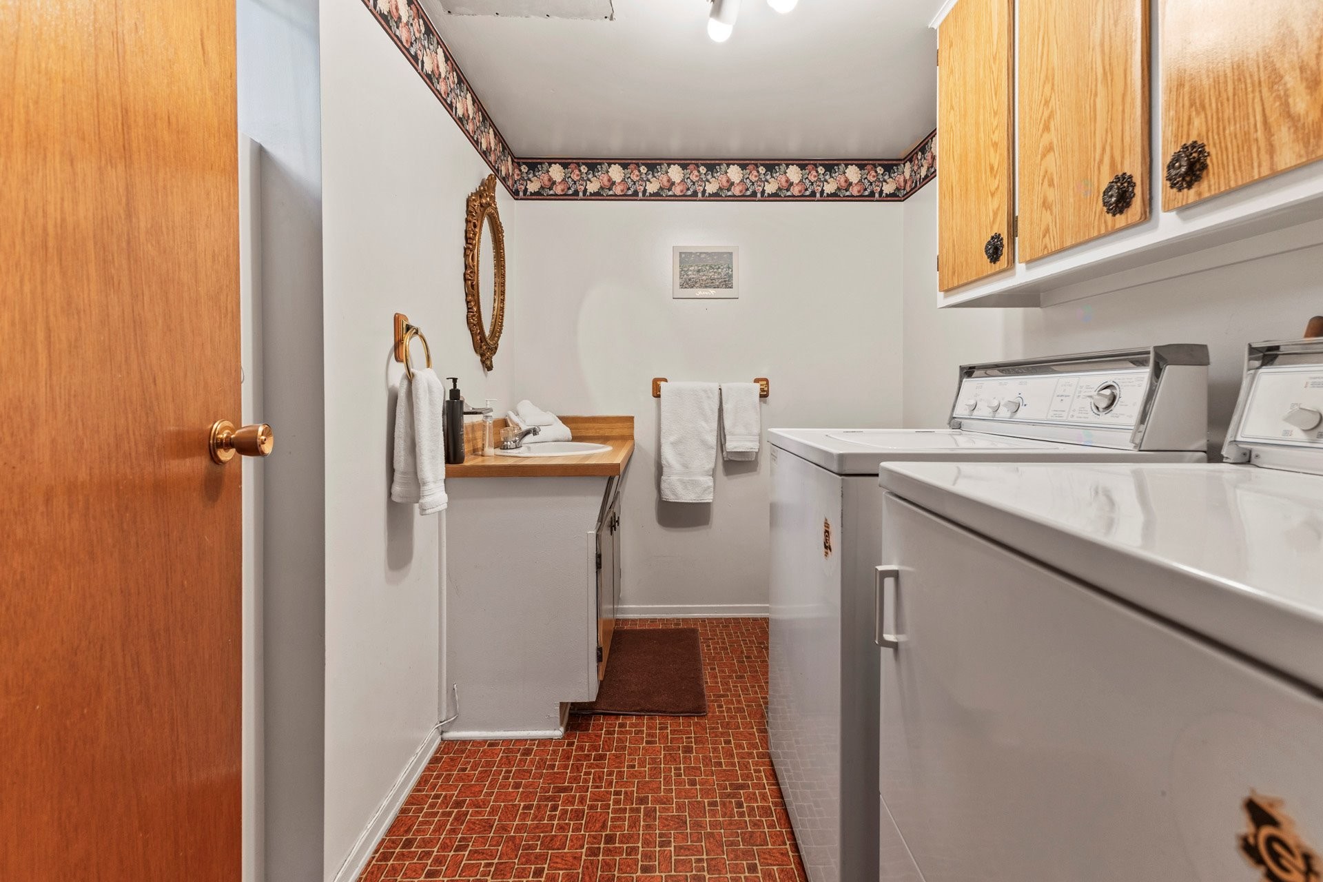 









4076


Rue Kuchiran

,
Montréal (Pierrefonds-Roxboro),




QC
H9H4A9

