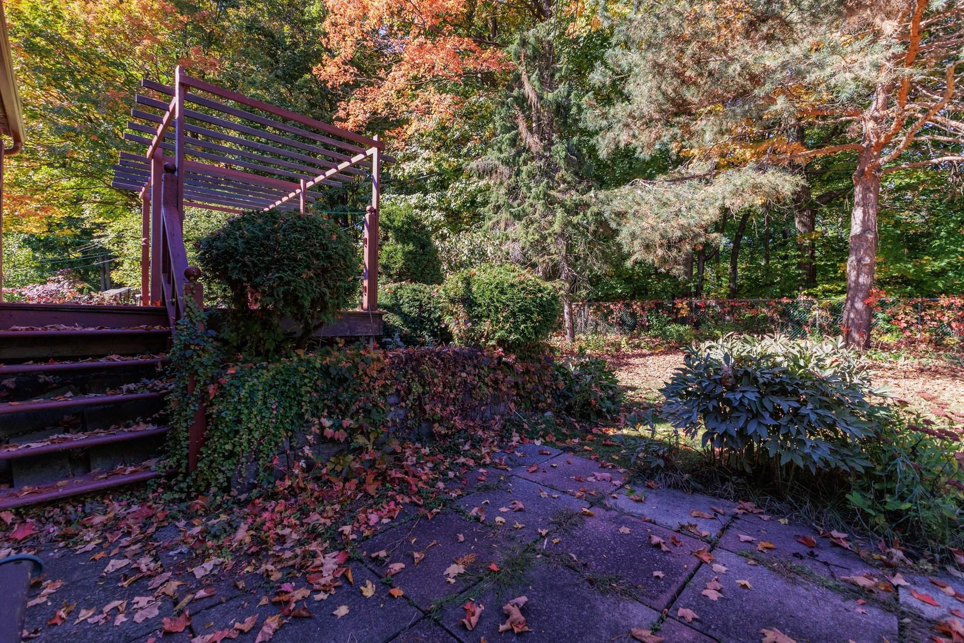 









4076


Rue Kuchiran

,
Montréal (Pierrefonds-Roxboro),




QC
H9H4A9

