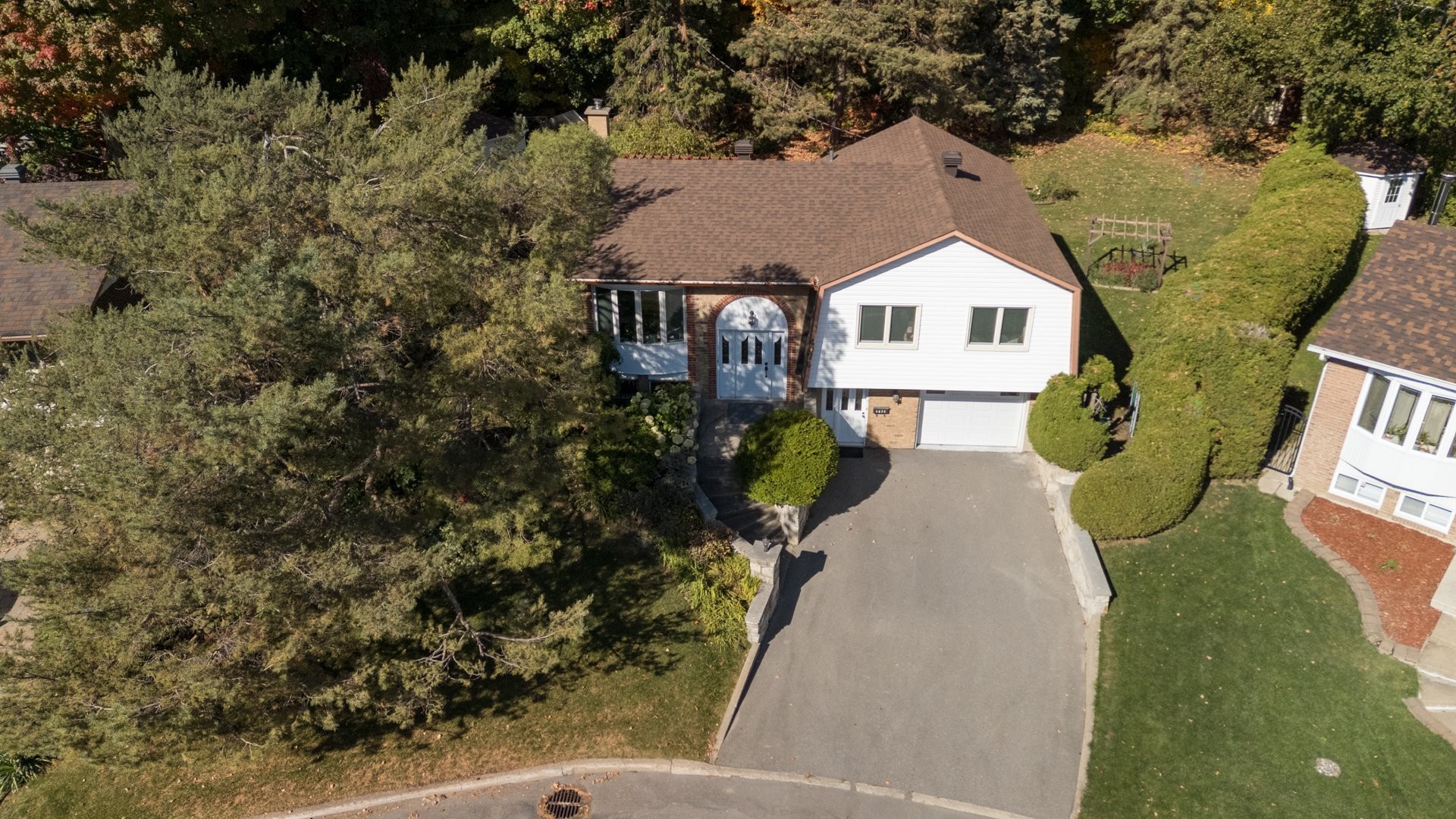 









4076


Rue Kuchiran

,
Montréal (Pierrefonds-Roxboro),




QC
H9H4A9

