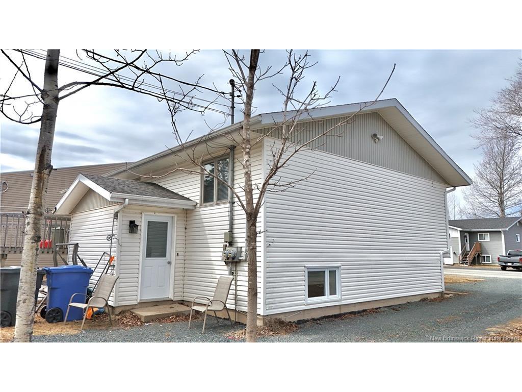 









253


Jacques

,
Beresford,




NB
E8K 1J9

