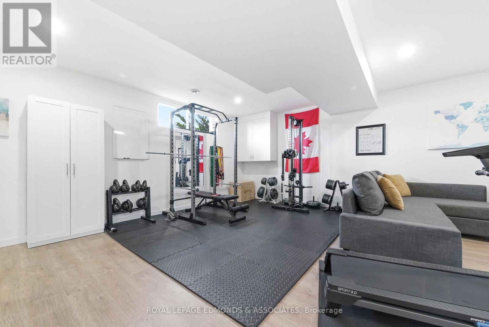 












45 DUSTIN DRIVE

,
Petawawa,




Ontario
K8H0G3

