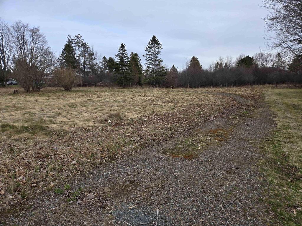 












Pictou Rd

,
Bible Hill,







NS
B2N 2T7

