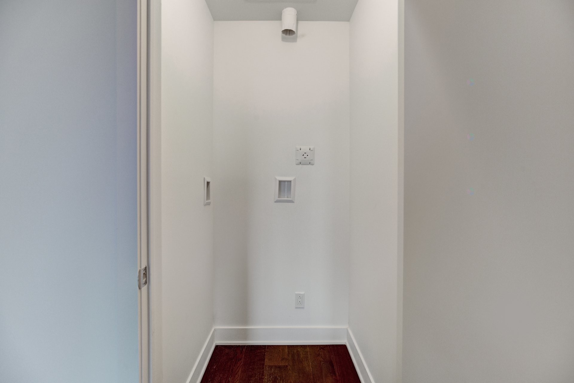 









7227


Boul. Newman

, 219,
Montréal (LaSalle),




QC
H8N0H7

