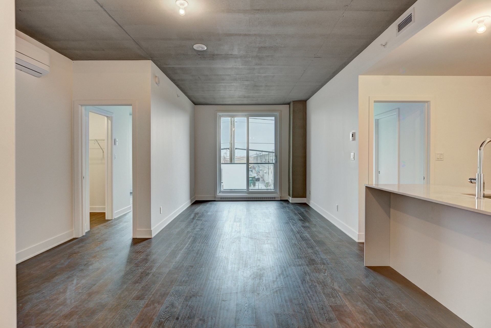 









7227


Boul. Newman

, 219,
Montréal (LaSalle),




QC
H8N0H7

