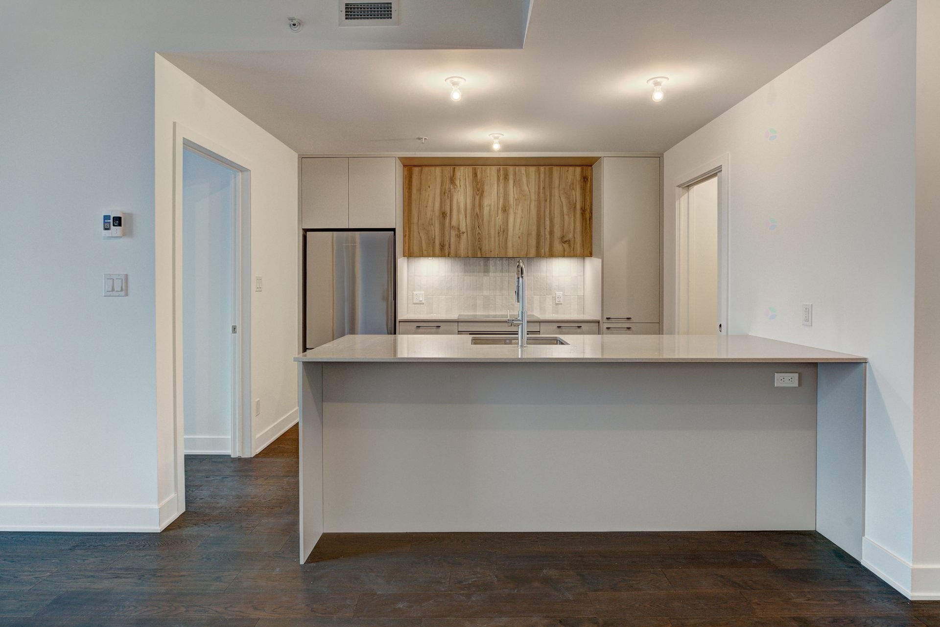 









7227


Boul. Newman

, 219,
Montréal (LaSalle),




QC
H8N0H7

