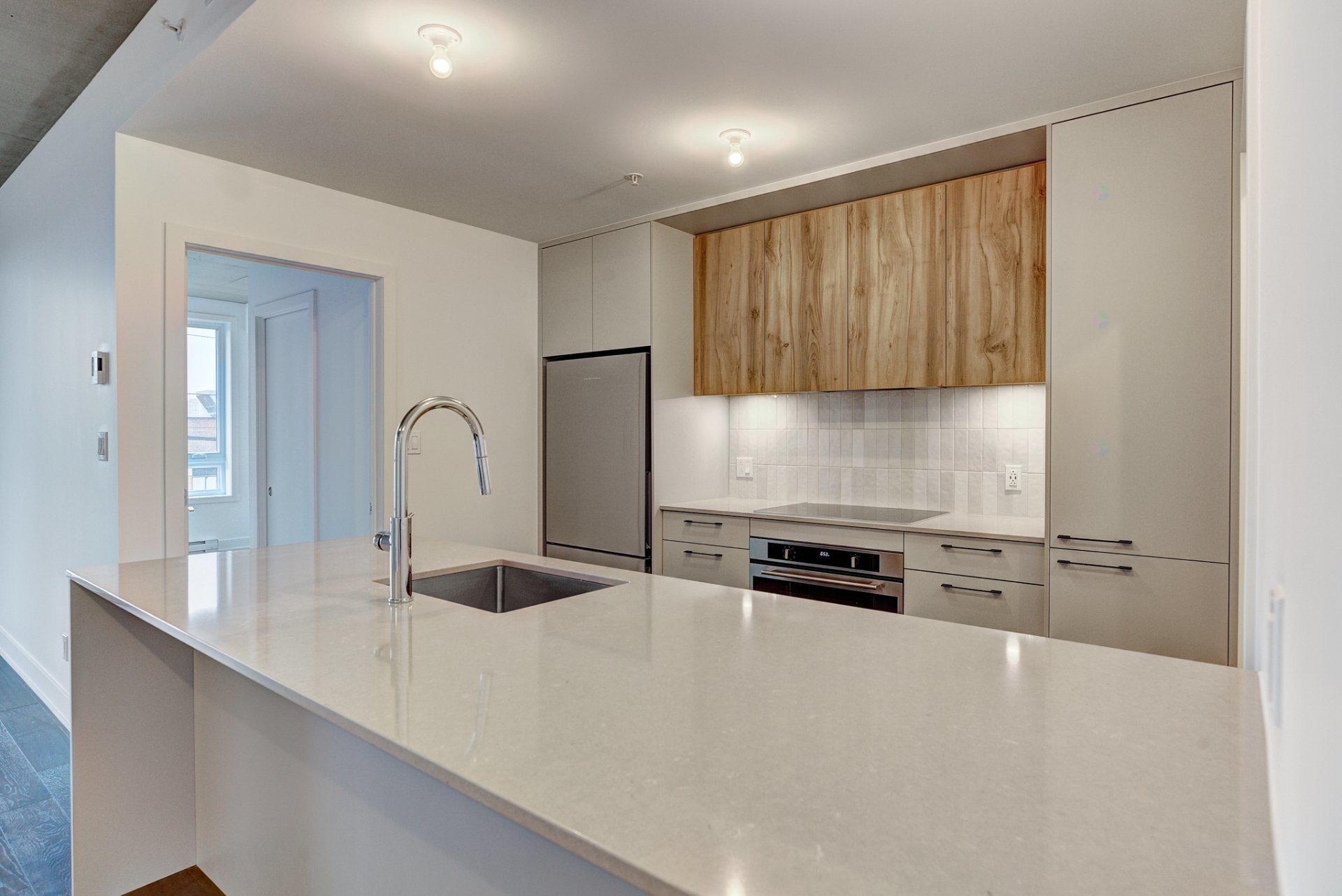 









7227


Boul. Newman

, 219,
Montréal (LaSalle),




QC
H8N0H7

