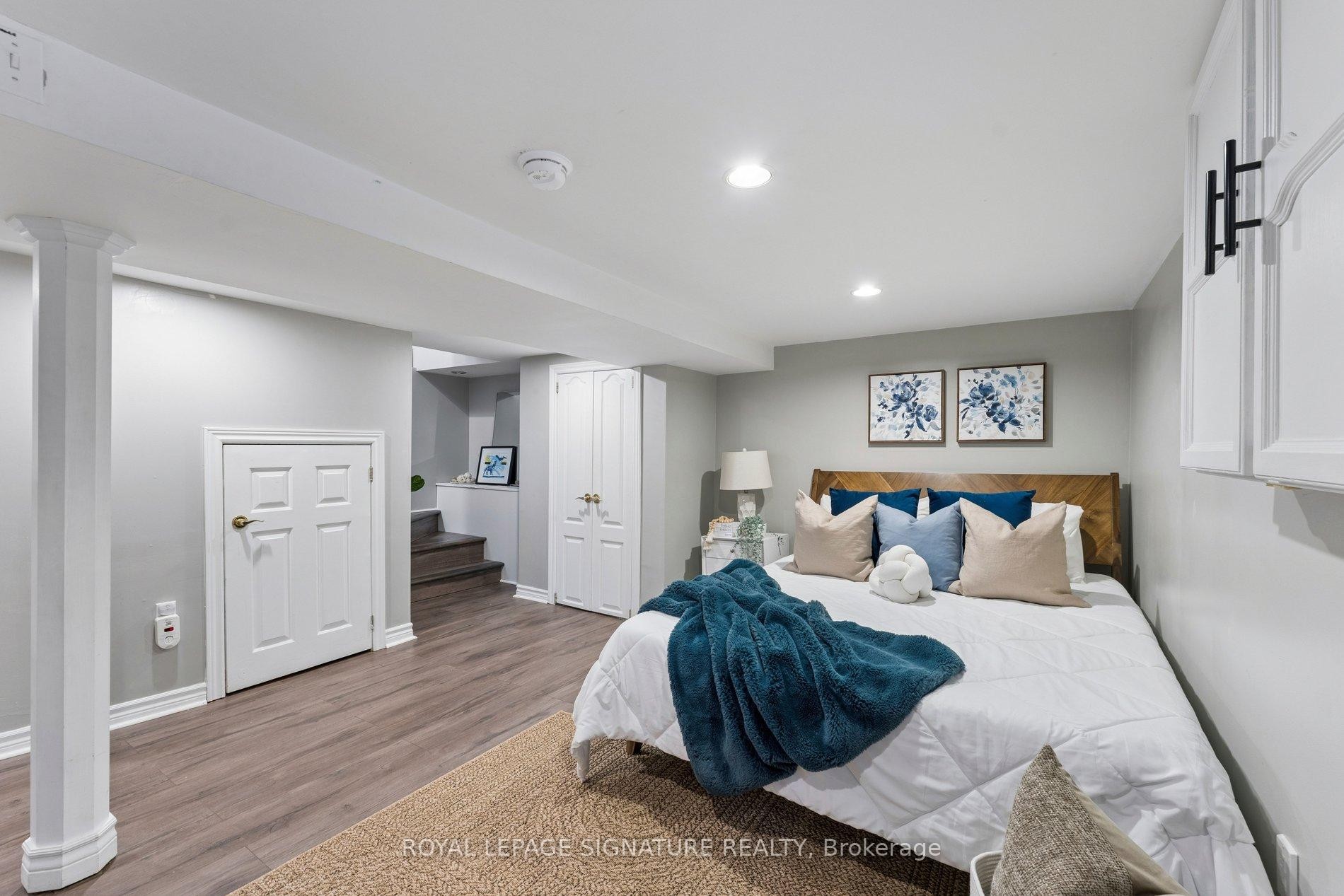 









71


English

Street,
Brampton,




ON
L6X 1L5


