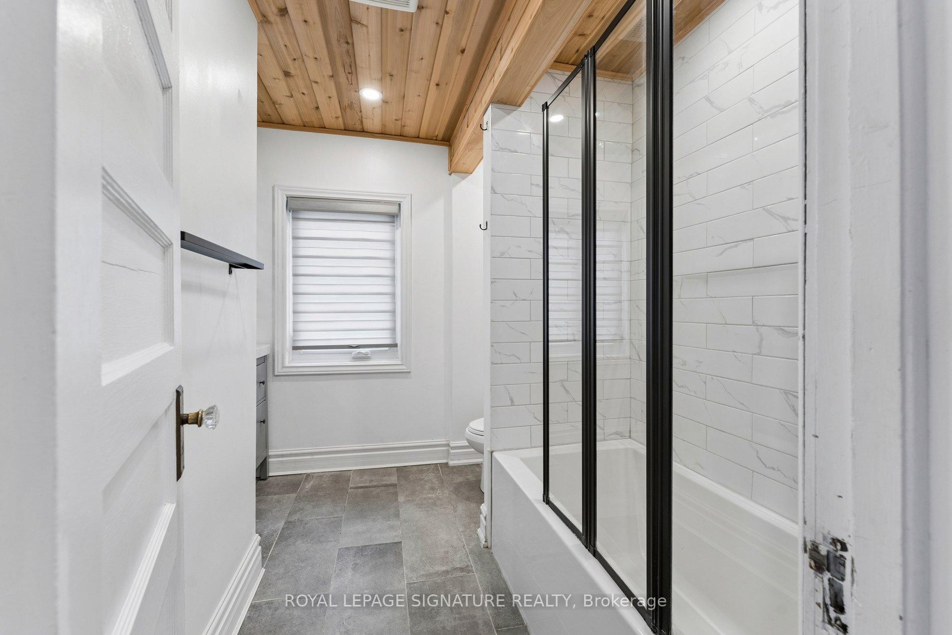 









71


English

Street,
Brampton,




ON
L6X 1L5

