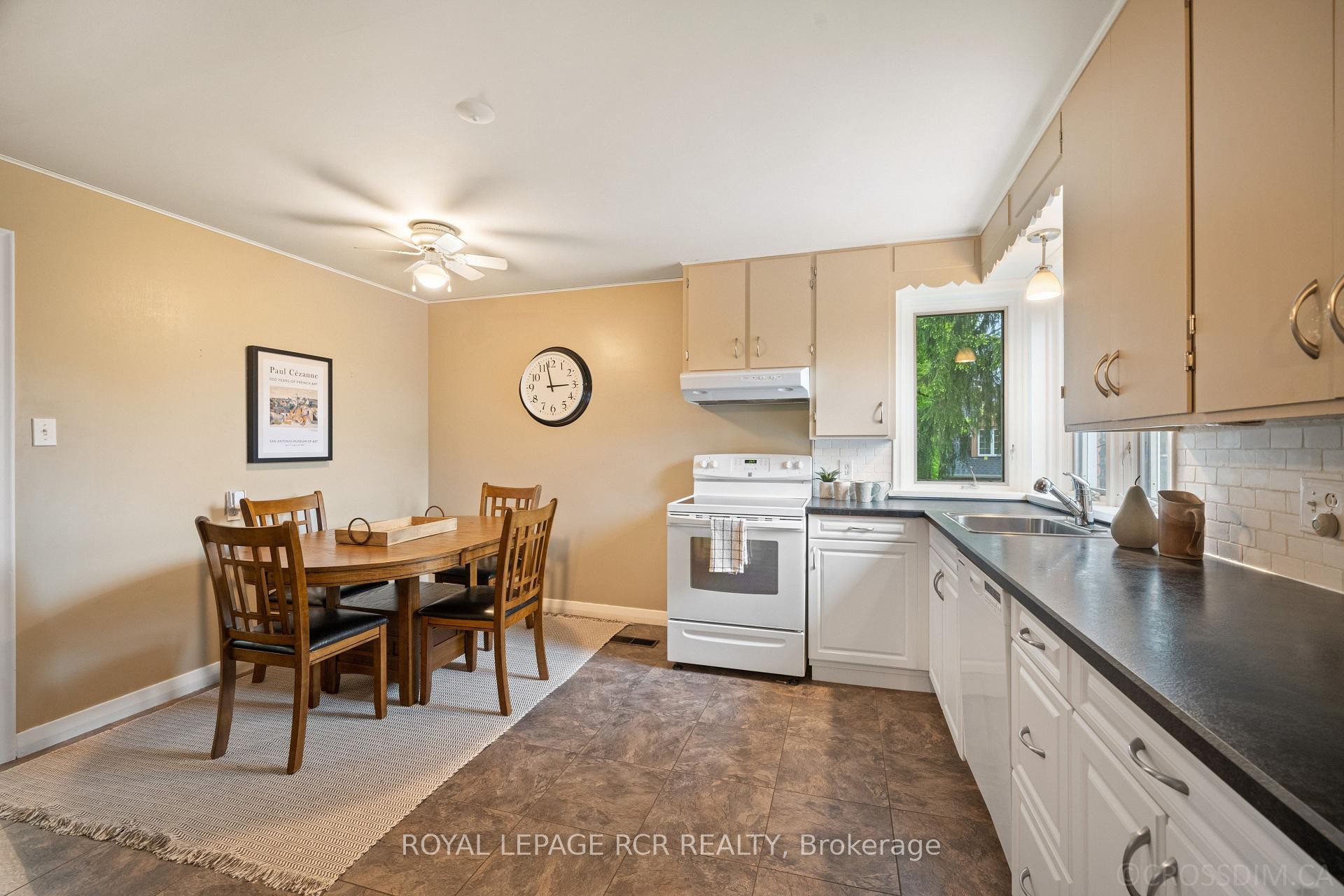 









836081


4th

Line East,
Mulmur,




ON
L9V 0J1

