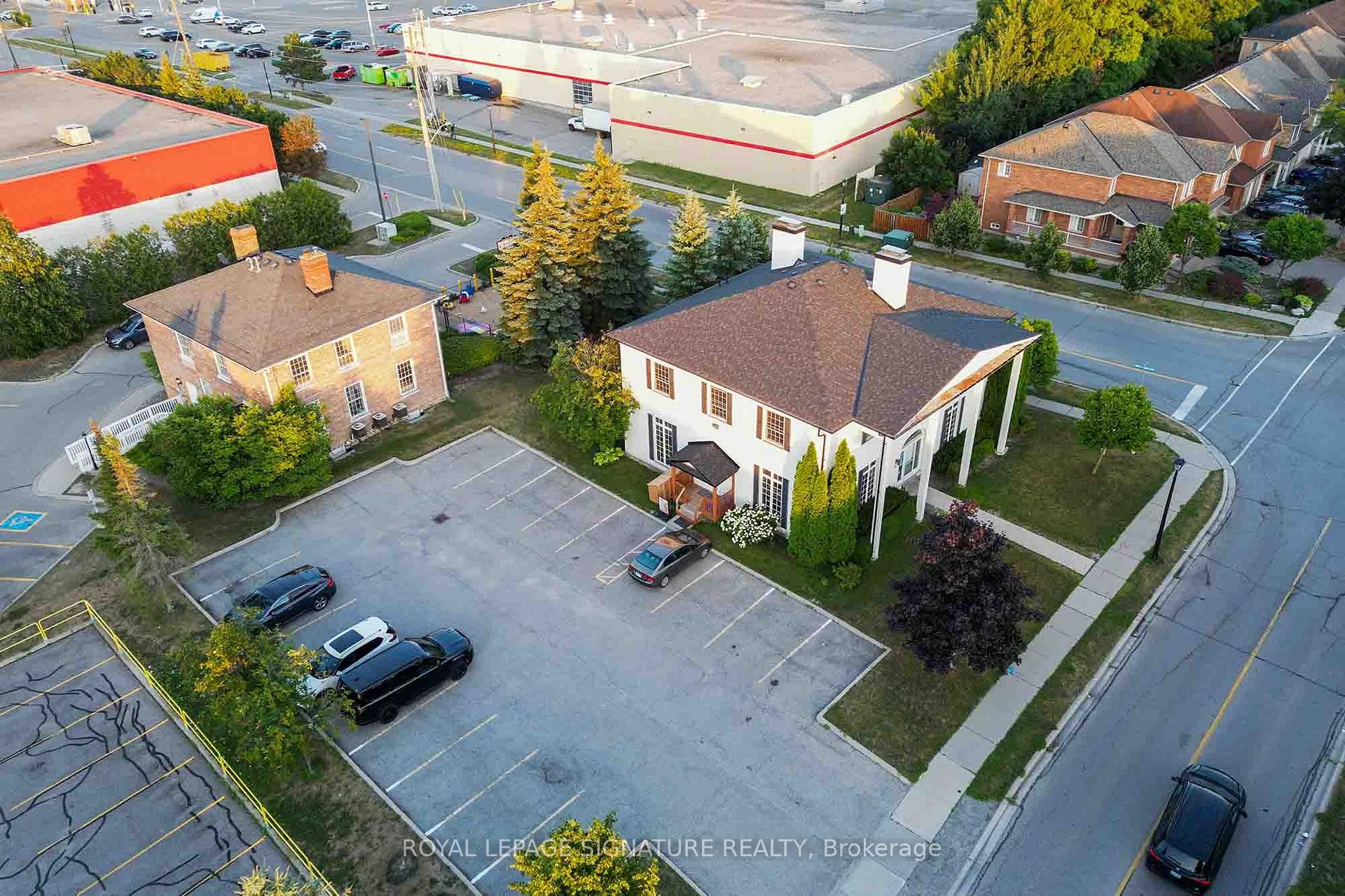 









83


Dawson Manor

Boulevard,
Newmarket,




ON
L3X 2H5

