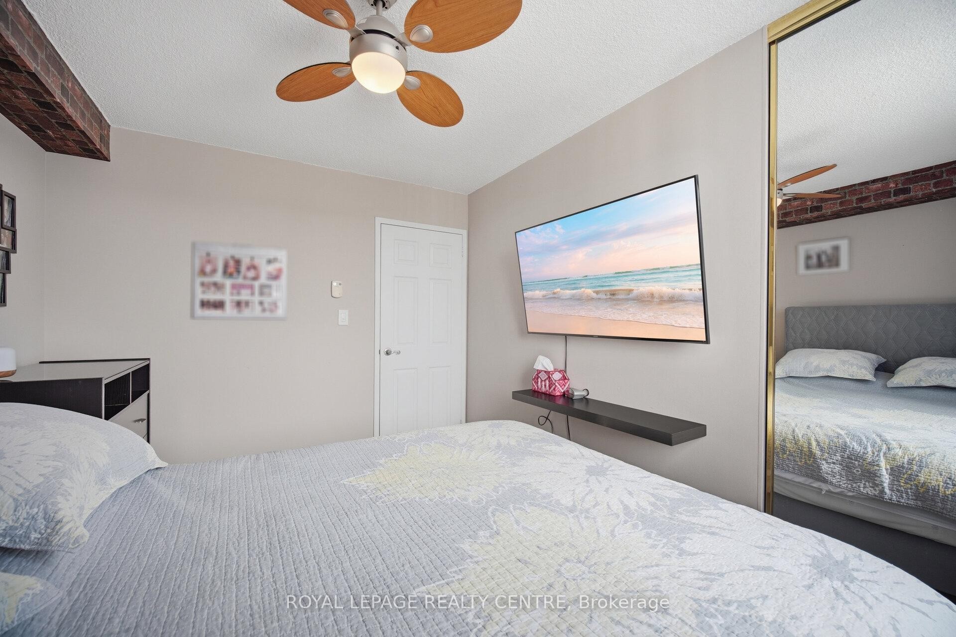 









2556


Argyle

Road, 1201,
Mississauga,




ON
L5B 2H6


