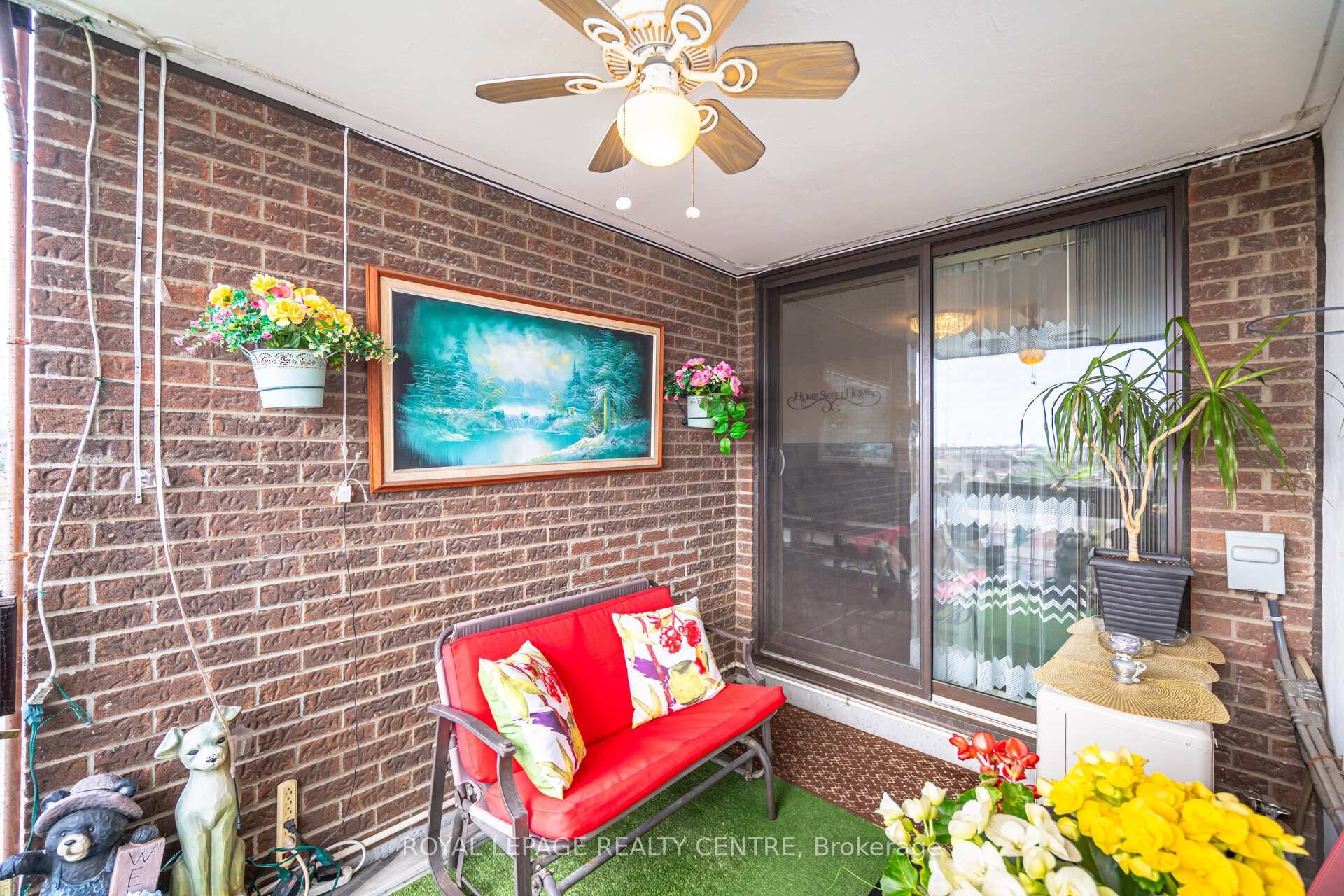 









2556


Argyle

Road, 1201,
Mississauga,




ON
L5B 2H6


