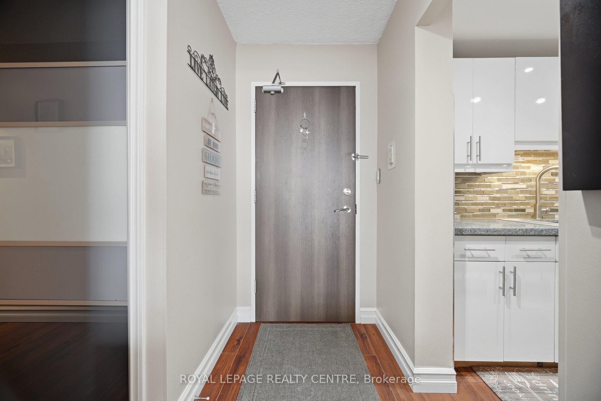 









2556


Argyle

Road, 1201,
Mississauga,




ON
L5B 2H6

