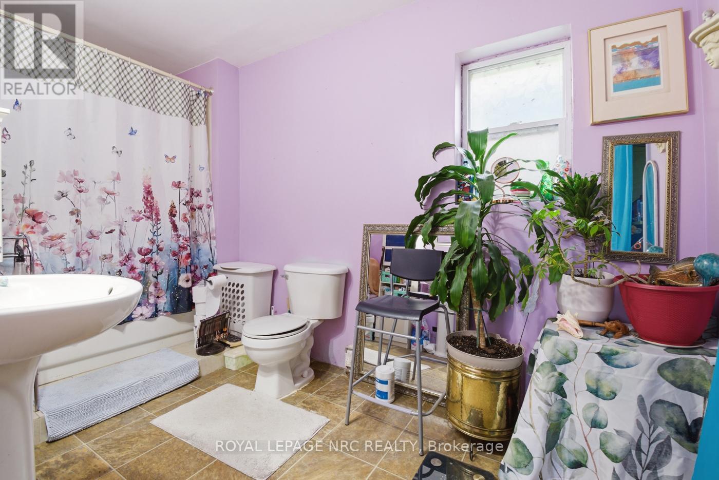 












166 MITCHELL STREET

,
Port Colborne (East Village),




Ontario
L3K1Y1

