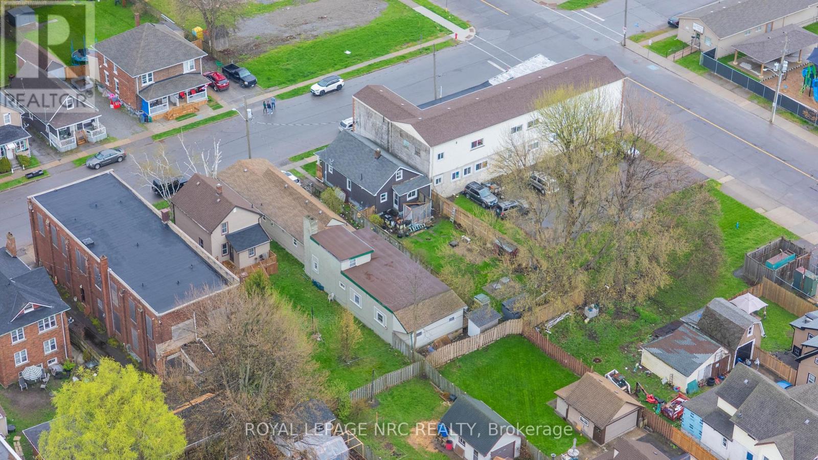 












166 MITCHELL STREET

,
Port Colborne (East Village),




Ontario
L3K1Y1

