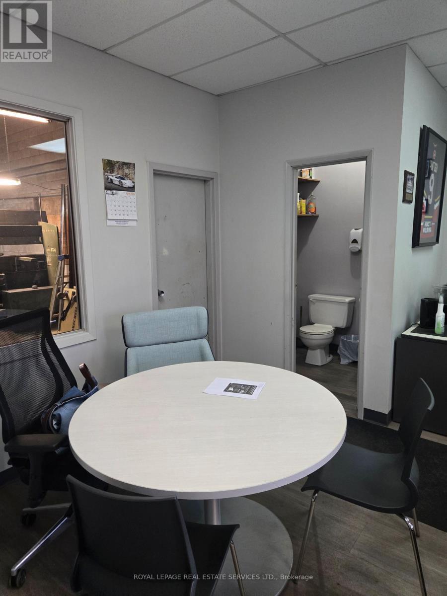 












10 - 176 RIVERMEDE ROAD

,
Vaughan,




Ontario
L4K3M7

