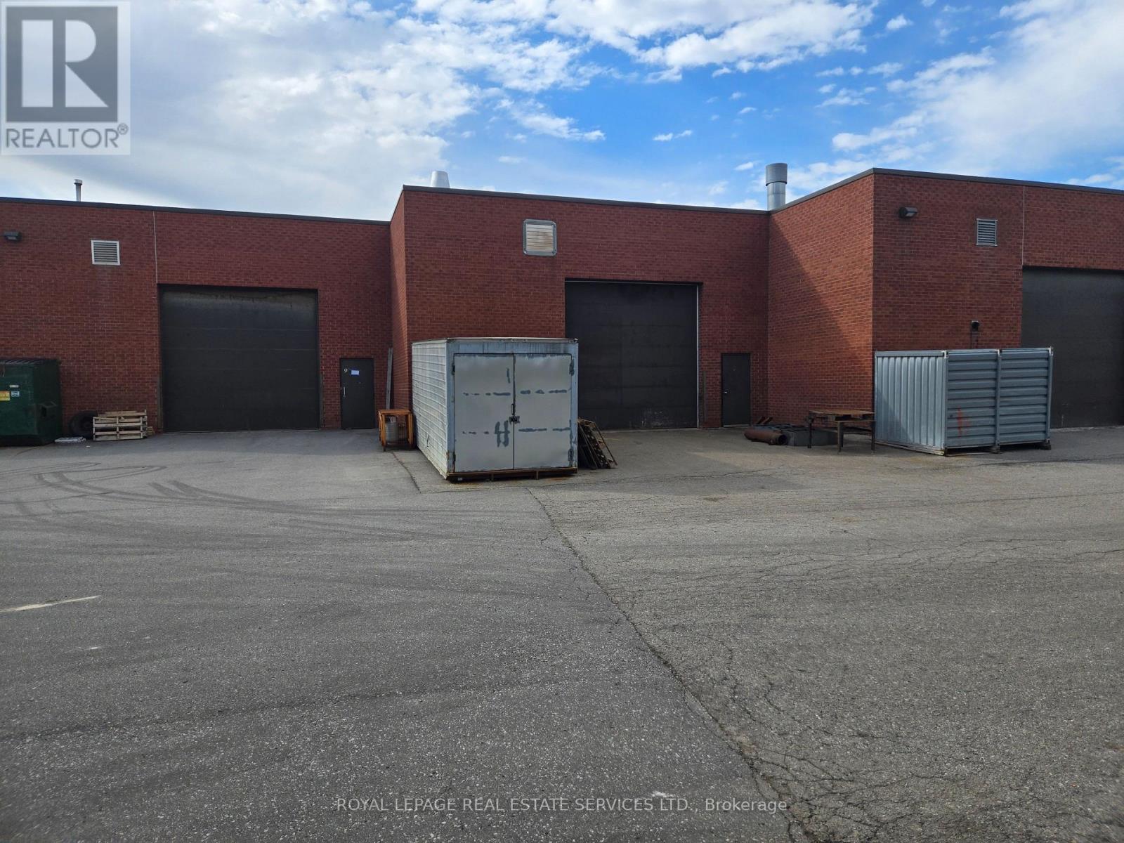 












10 - 176 RIVERMEDE ROAD

,
Vaughan,




Ontario
L4K3M7

