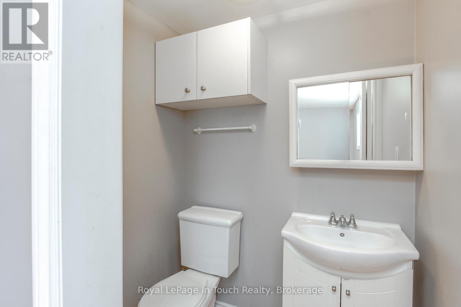 












397 WILLIAM STREET

,
Tay (Victoria Harbour),




Ontario
L0K2A0

