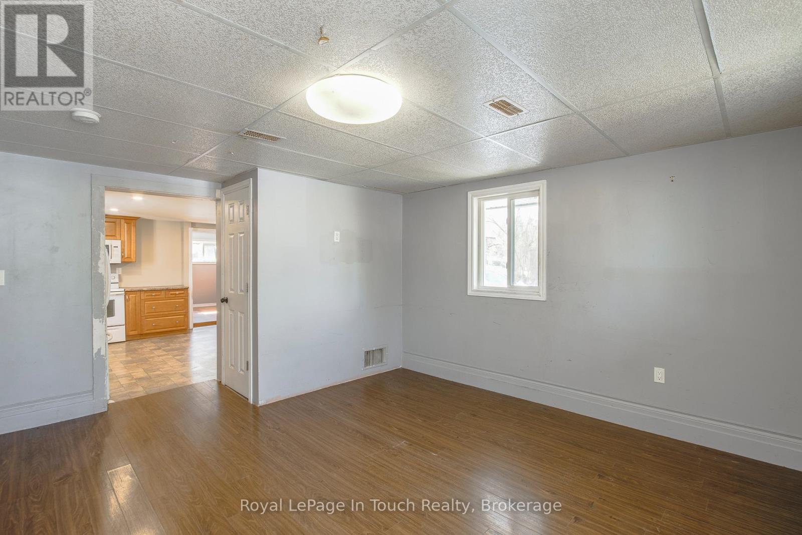 












397 WILLIAM STREET

,
Tay (Victoria Harbour),




Ontario
L0K2A0

