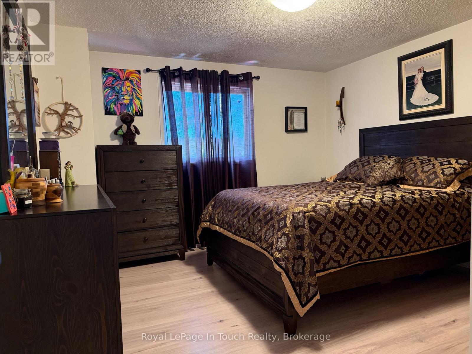












726 FRAZER DRIVE

,
Midland,




Ontario
L4R5C7

