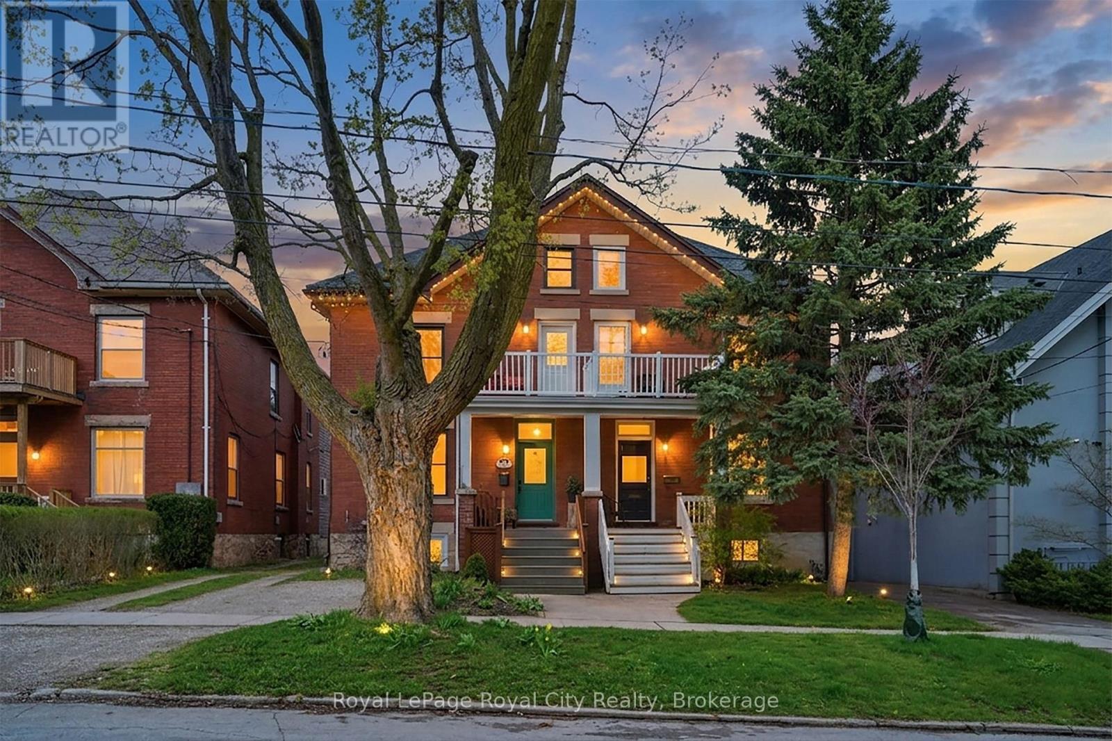 












6 GLASGOW STREET S

,
Guelph (Downtown),




Ontario
N1H4T5

