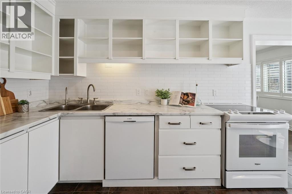 












295 WATER Street Unit# 21

,
Guelph,




Ontario
N1G2X5

