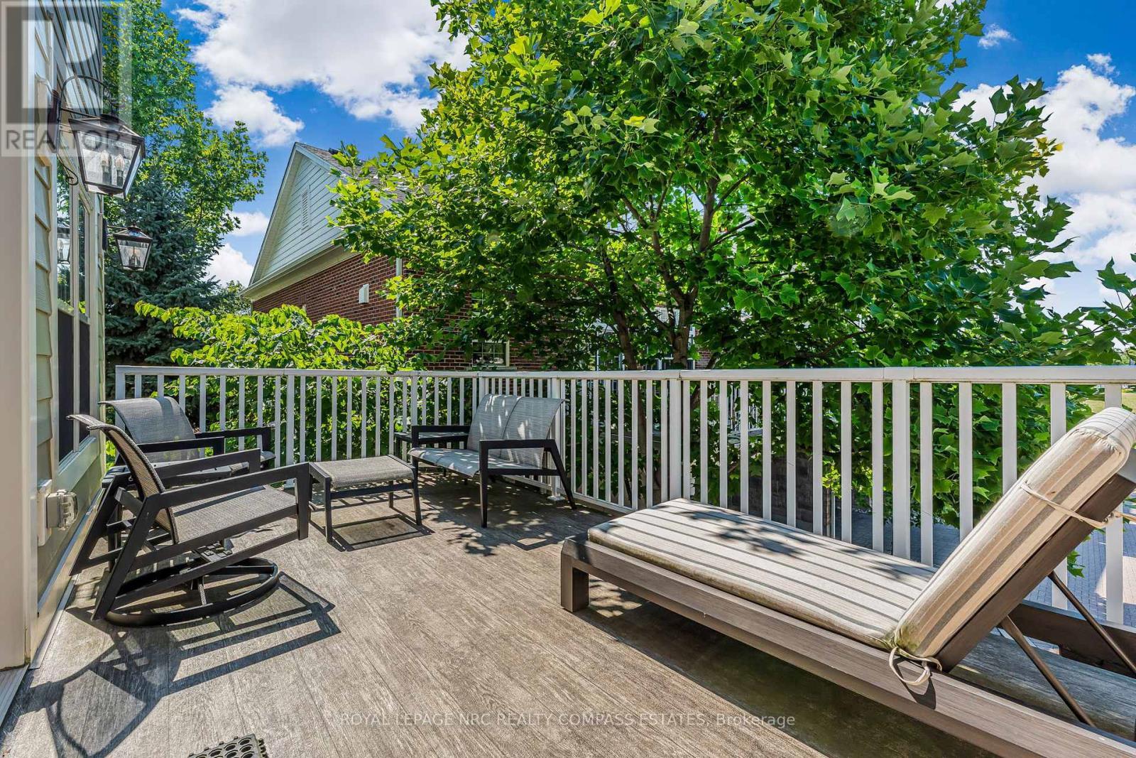 












21 WILLOW BANK COMMON

,
St. Catharines (Grapeview),




Ontario
L2S4C8

