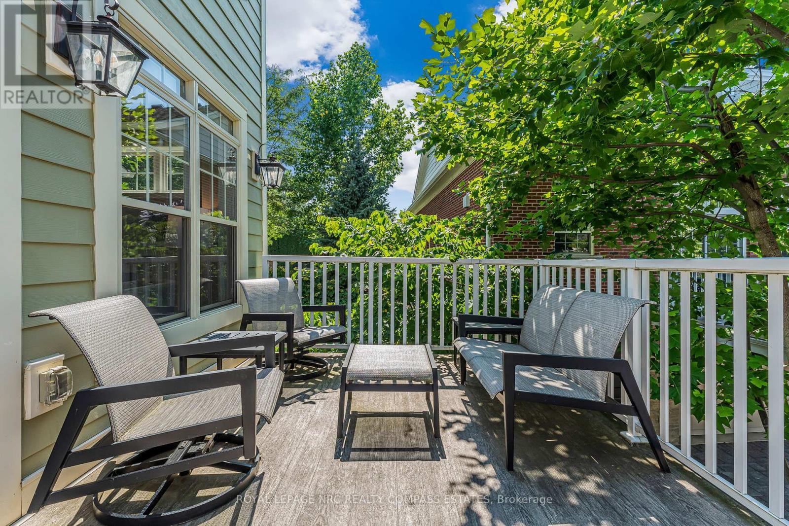 












21 WILLOW BANK COMMON

,
St. Catharines (Grapeview),




Ontario
L2S4C8

