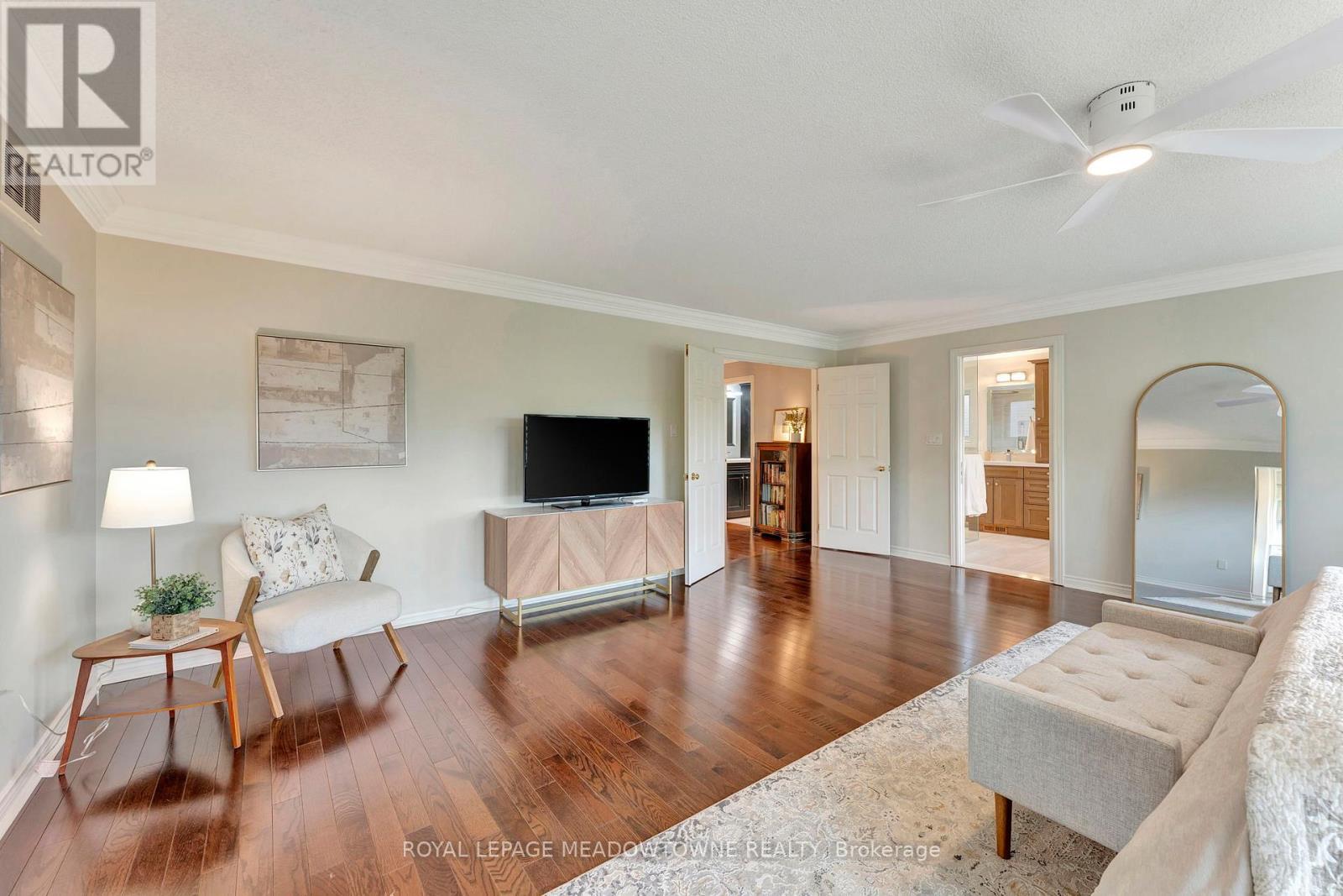 












2008 PEAK PLACE

,
Oakville,




Ontario
L6H5T2

