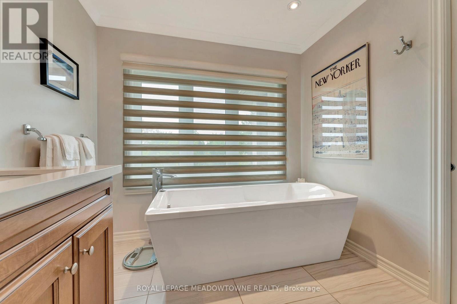 












2008 PEAK PLACE

,
Oakville,




Ontario
L6H5T2

