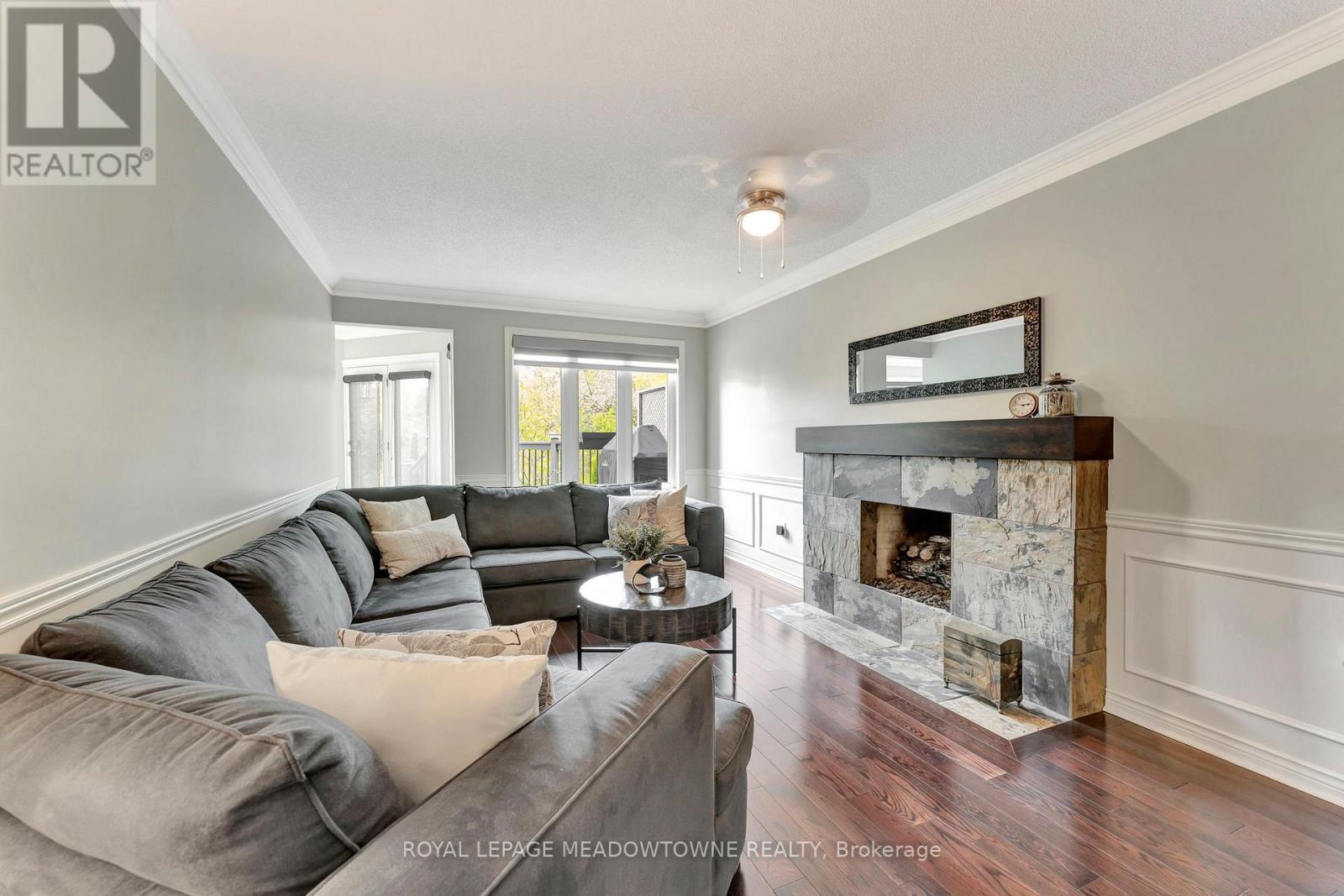 












2008 PEAK PLACE

,
Oakville,




Ontario
L6H5T2

