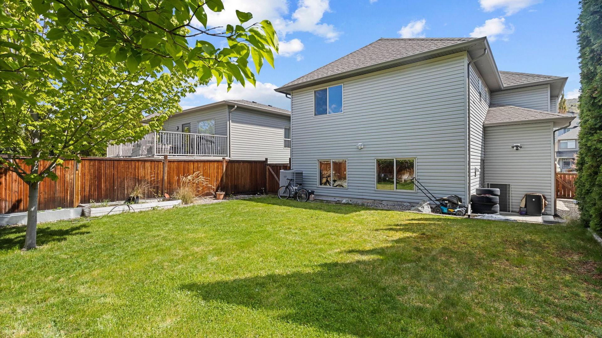 









534


South Crest

Drive,
Kelowna,




BC
V1W 4W8

