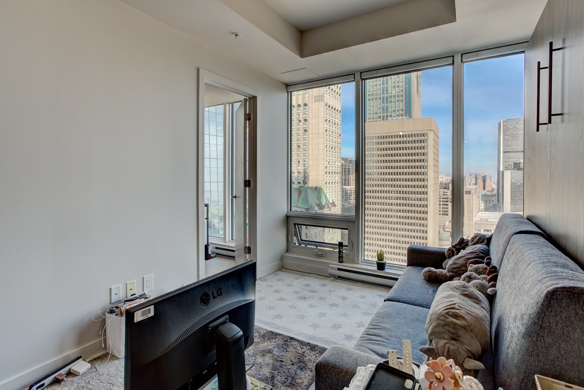 









1188


Rue St-Antoine O.

, 2511,
Montréal (Ville-Marie),




QC
H3C1B4

