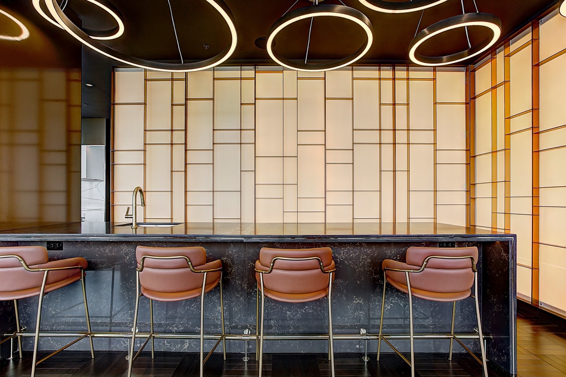 









1188


Rue St-Antoine O.

, 2511,
Montréal (Ville-Marie),




QC
H3C1B4

