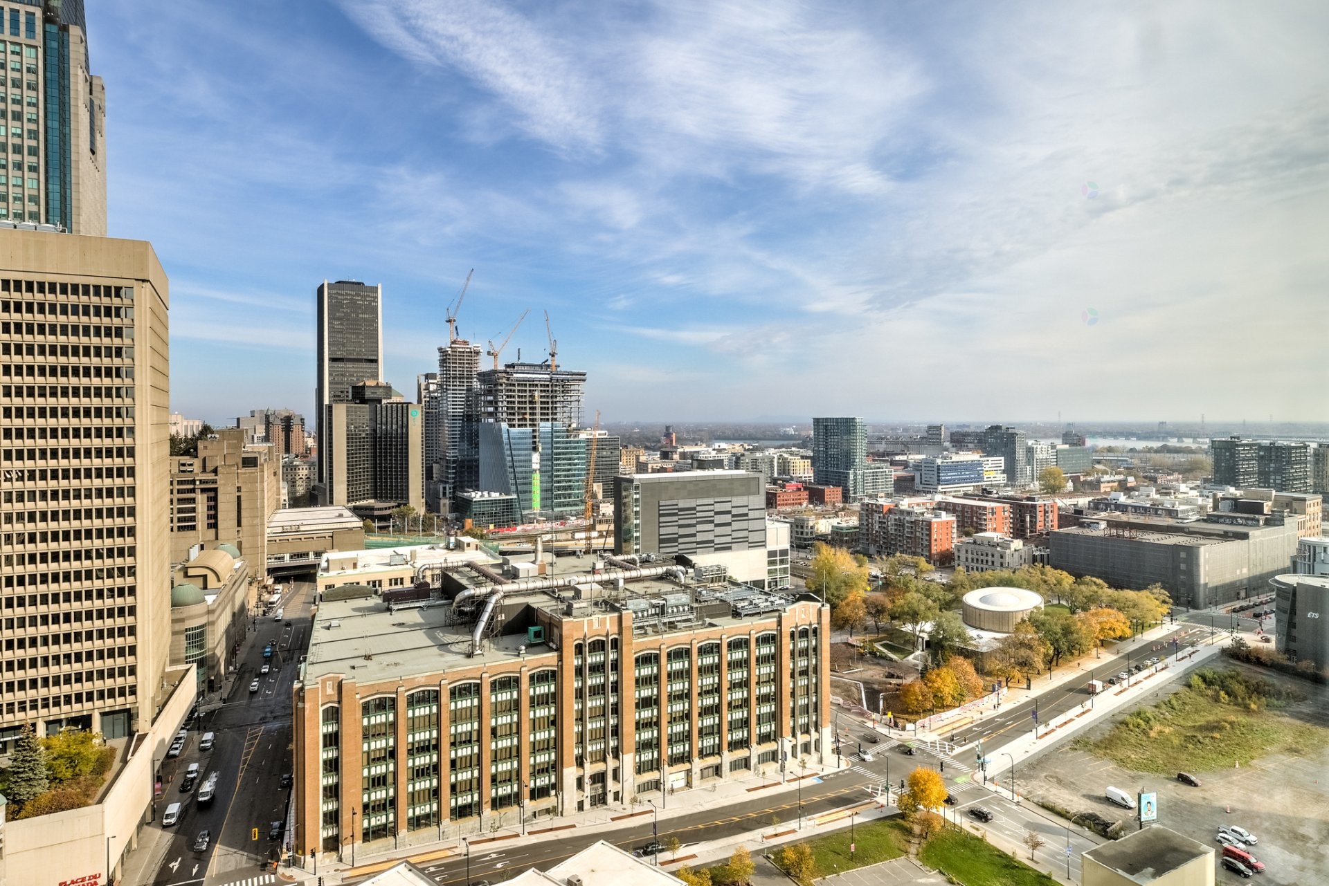 









1188


Rue St-Antoine O.

, 2511,
Montréal (Ville-Marie),




QC
H3C1B4

