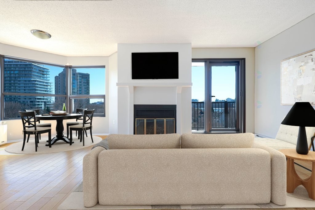









259


Rue Champlain

, 605,
Gatineau (Hull),




QC
J8X3R9

