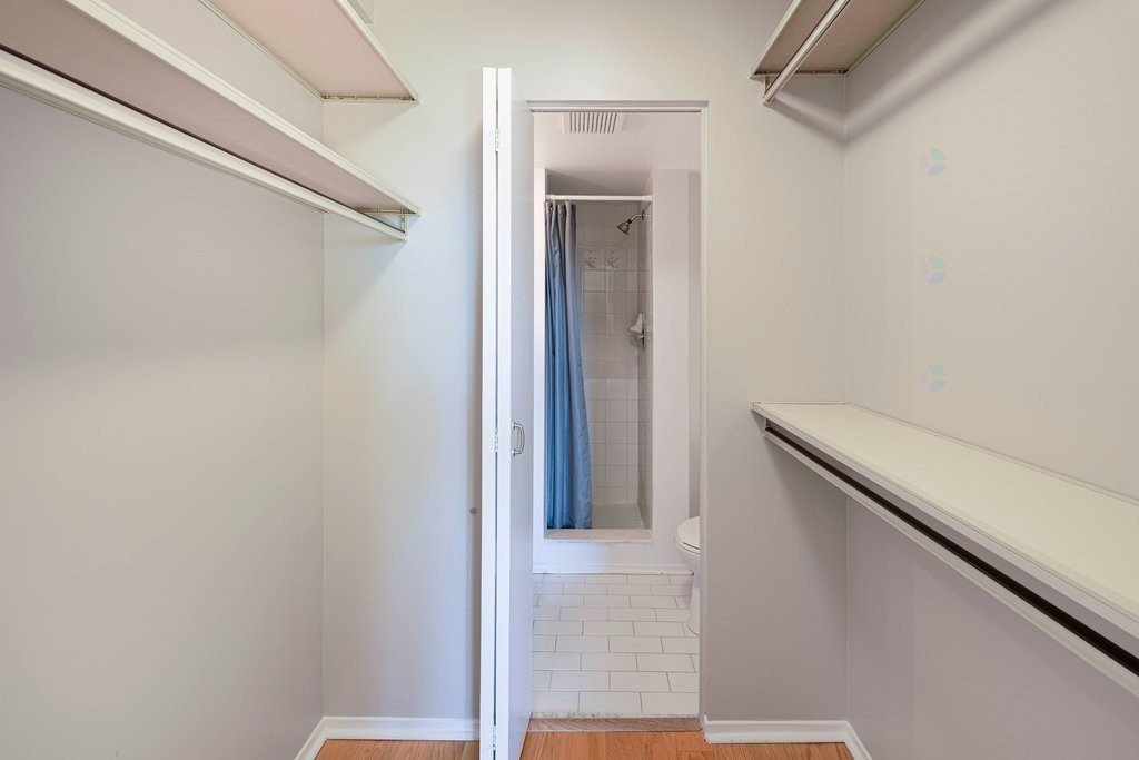 









259


Rue Champlain

, 605,
Gatineau (Hull),




QC
J8X3R9


