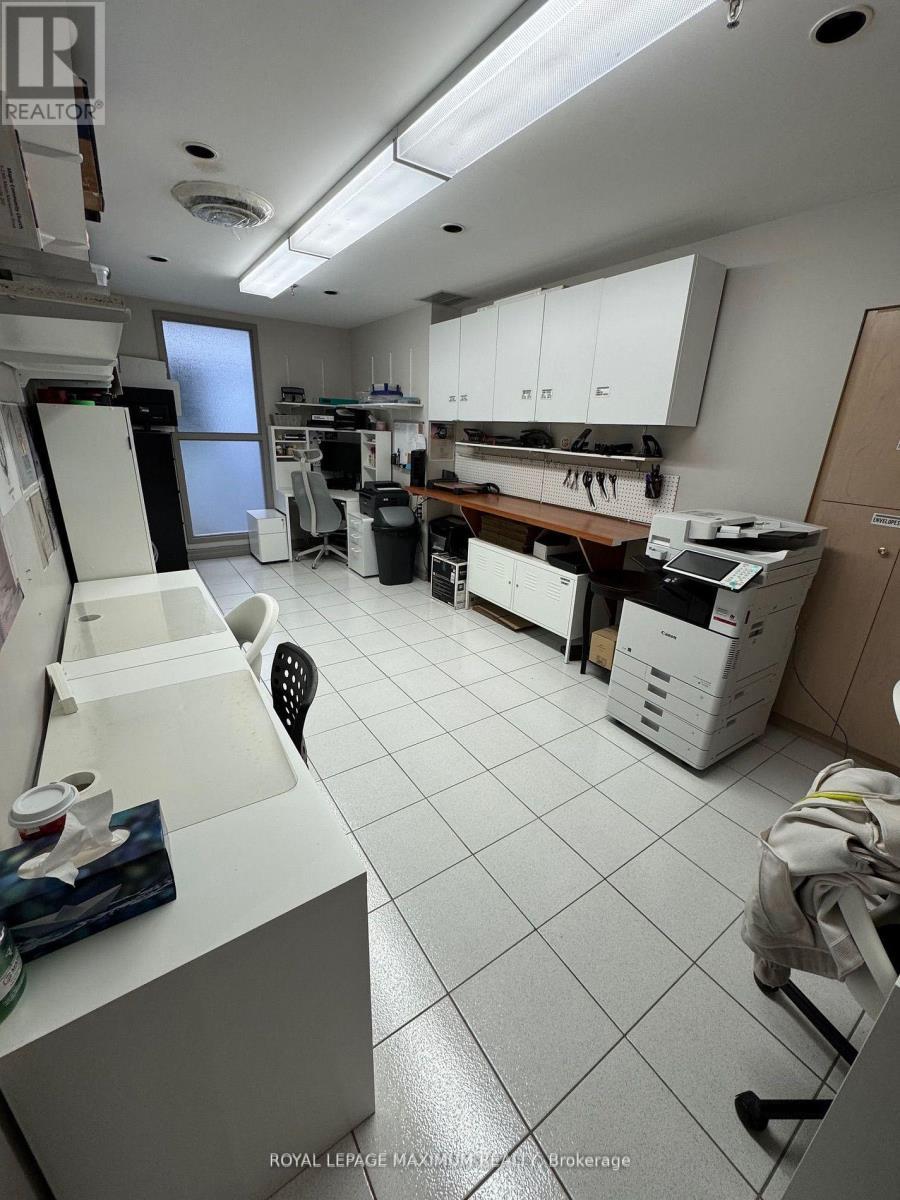 












18 - 67 RODINEA ROAD

,
Vaughan,




Ontario
L6A1R3

