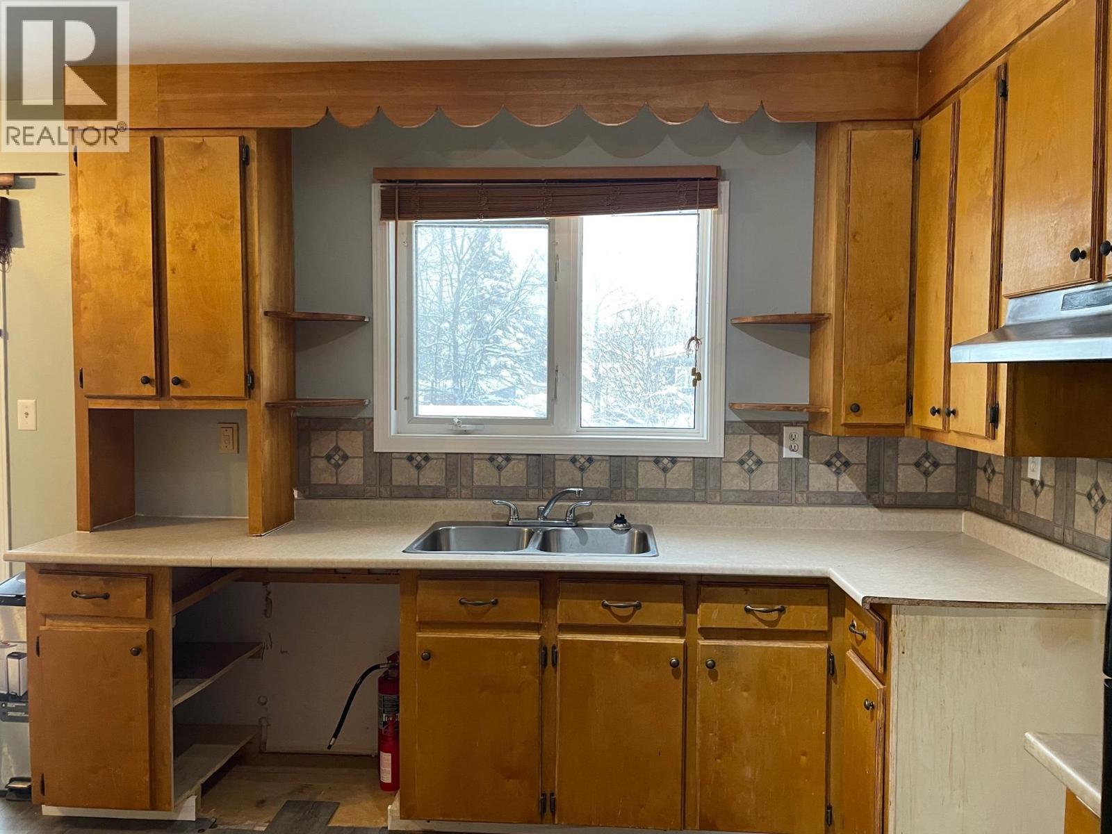 












4620 BOUNDARY ROAD

,
Fort Nelson,




British Columbia
V0C1R0

