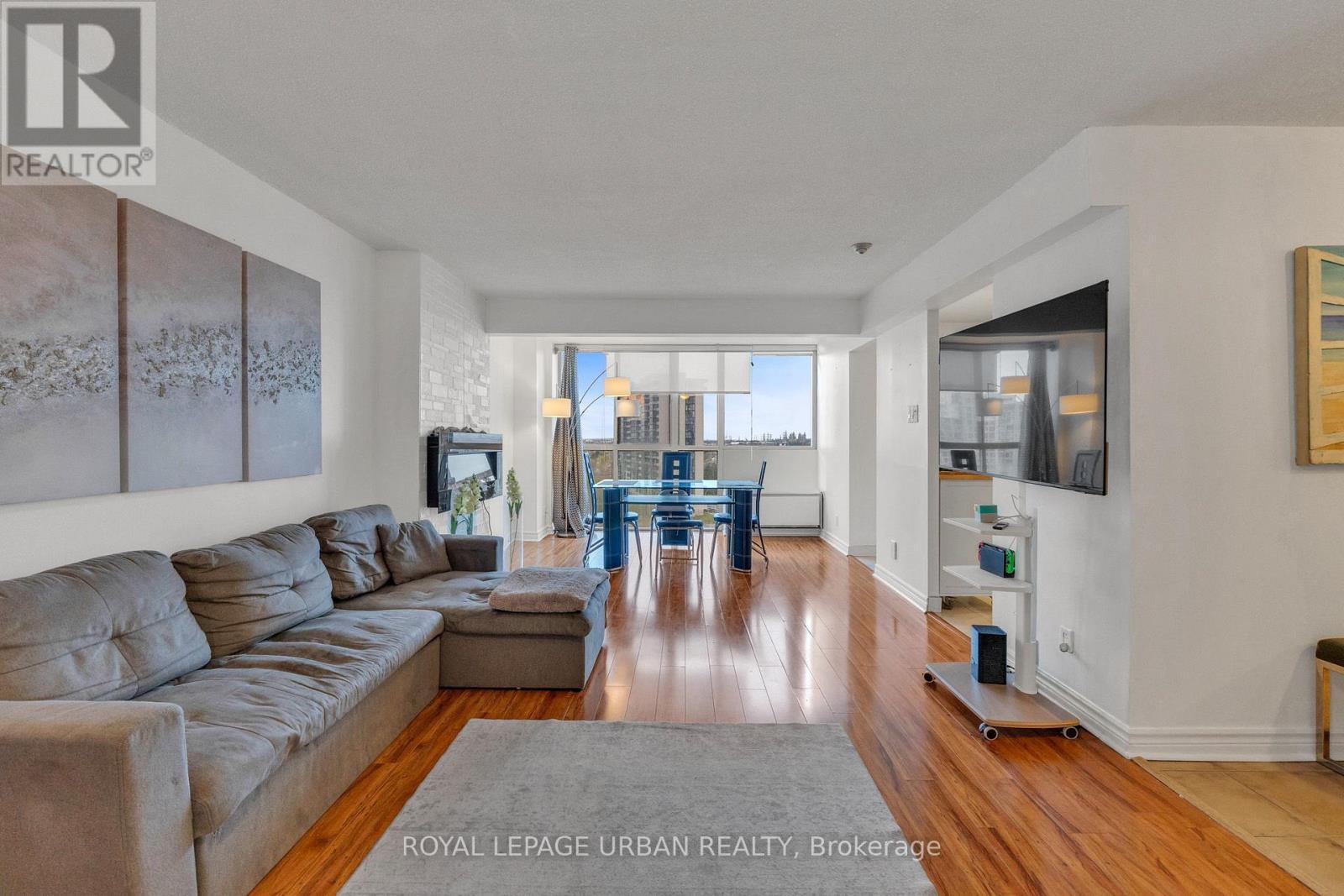 












1210 - 61 MARKBROOK LANE

,
Toronto,




Ontario
M9V5E7

