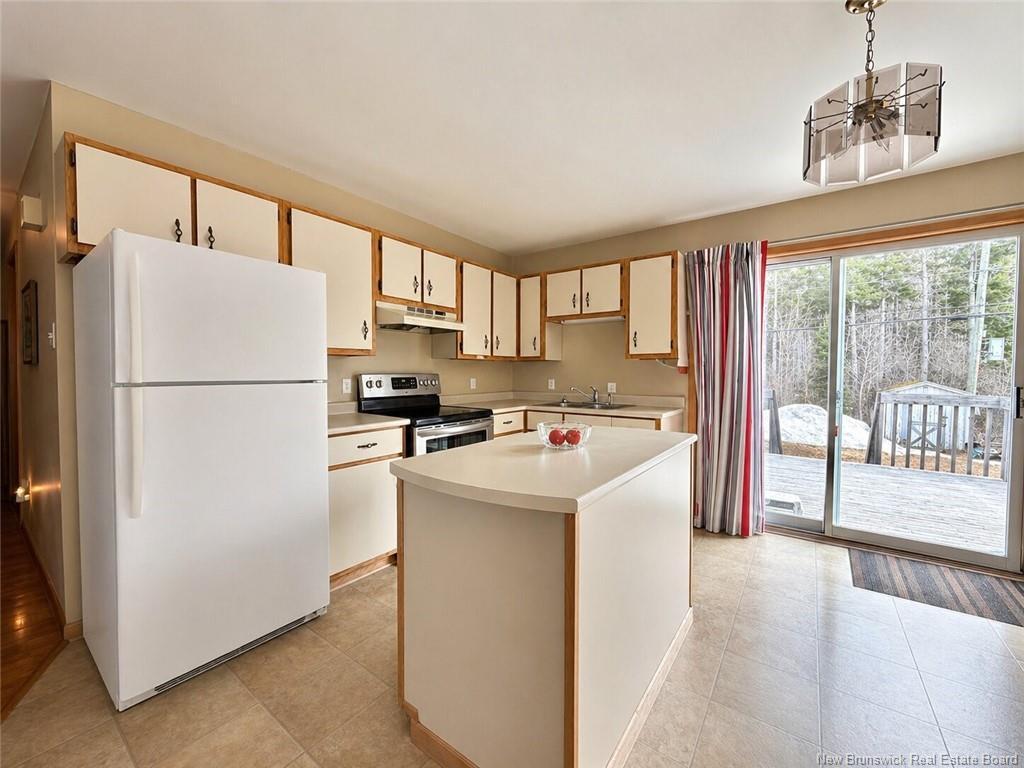 









253


Jacques

,
Beresford,




NB
E8K 1J9

